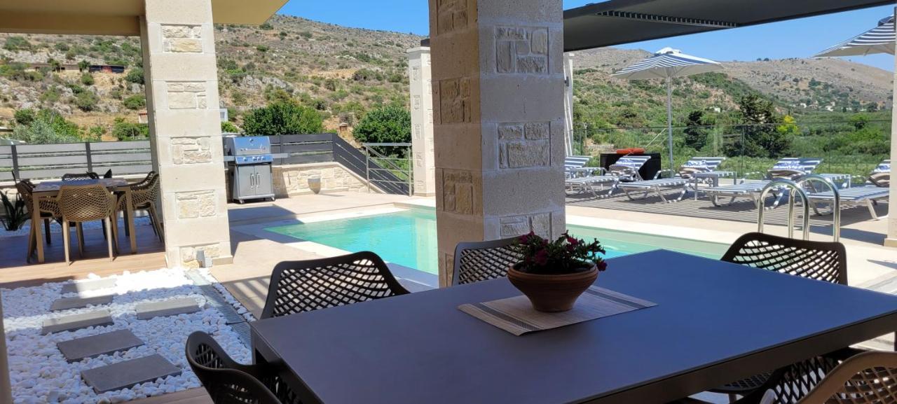 Splendid And Family Villa *